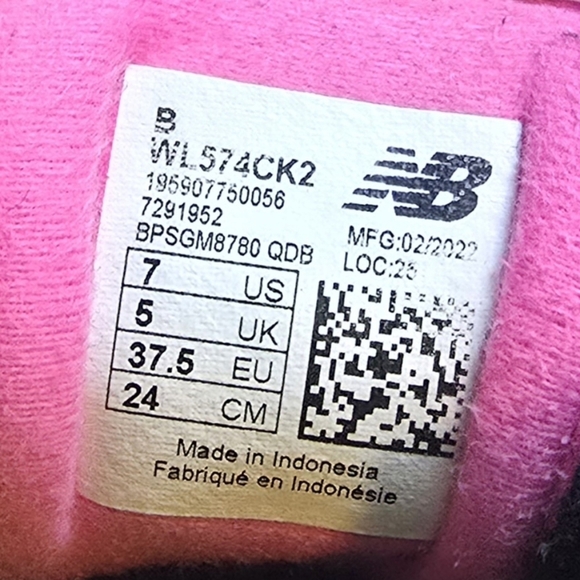 New Balance 574 Black Vibrant Sky Pink Womens Size 7 - Picture 7 of 8
